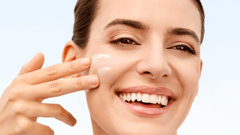Garnier Skin Active Face Clear Anti Manchas SPF 50 UVB Vitamina C